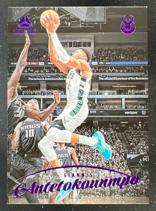 2022 Panini Chronicles Luminance Purple #160 Giannis Antetokounmpo /49